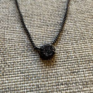 Kendra Scott short gunmetal necklace